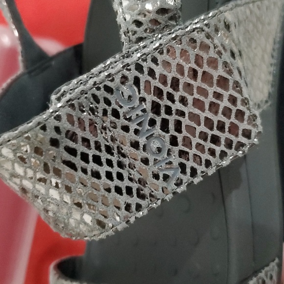 Vionic Bolinas Metallic Snake Print Platform Sandals Size 6 - Picture 4 of 12